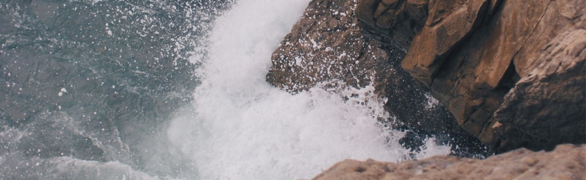 Water hitting Cliffs